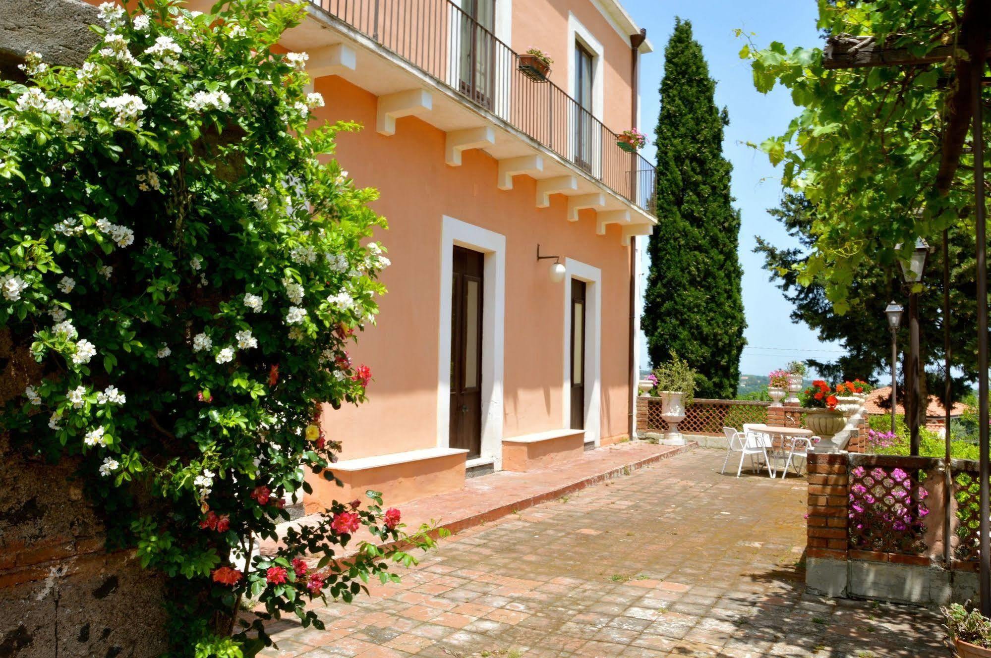 Villa Bonaccorso - Antica E Maestosa Villa Con Piscina Ai Piedi Dell'Etna Viagrande Eksteriør billede