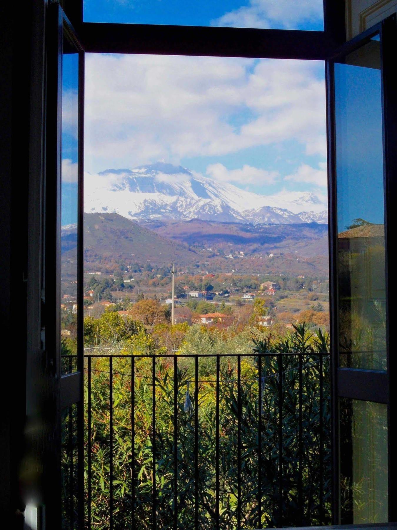 Villa Bonaccorso - Antica E Maestosa Villa Con Piscina Ai Piedi Dell'Etna Viagrande Eksteriør billede