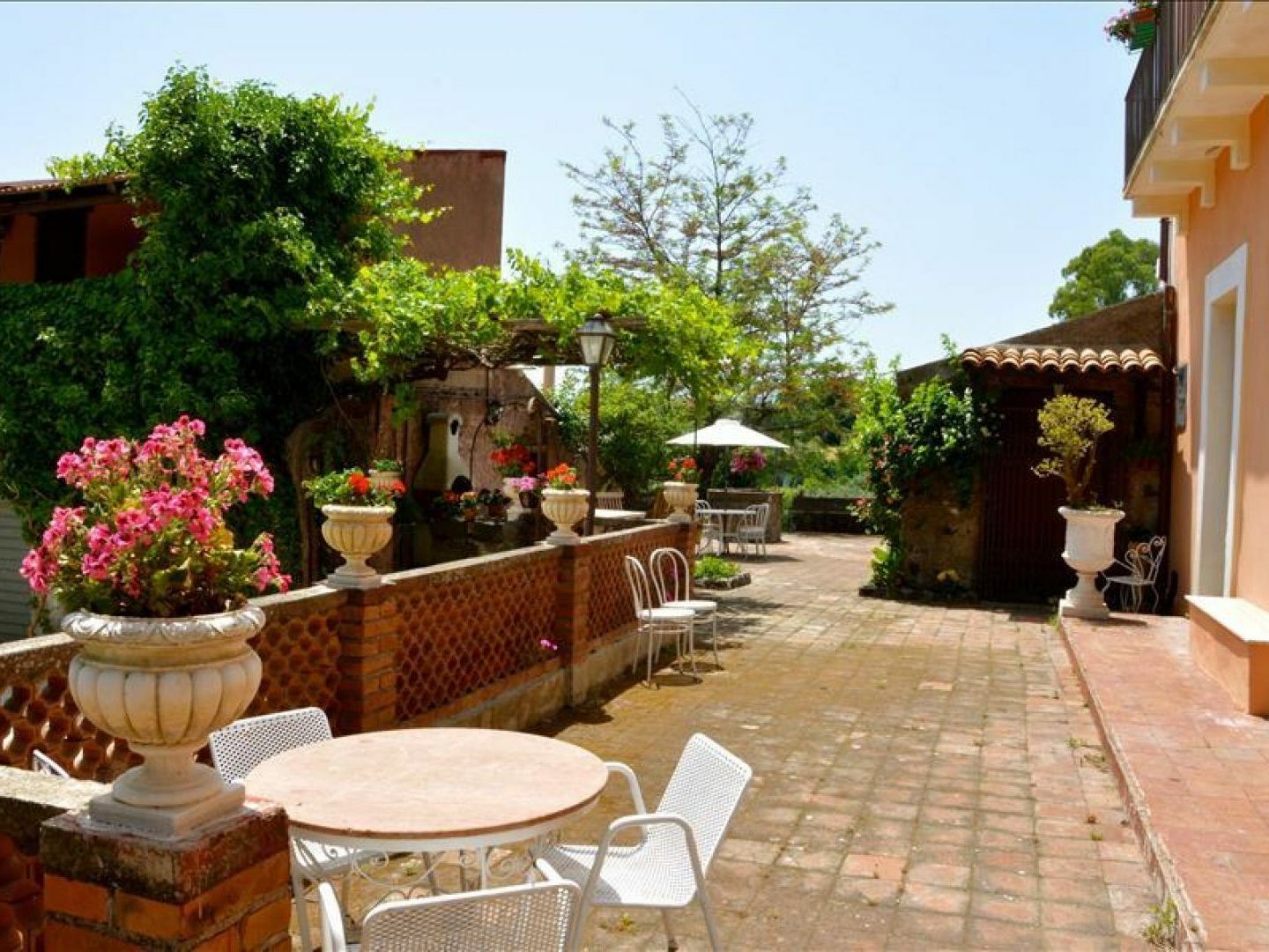Villa Bonaccorso - Antica E Maestosa Villa Con Piscina Ai Piedi Dell'Etna Viagrande Eksteriør billede